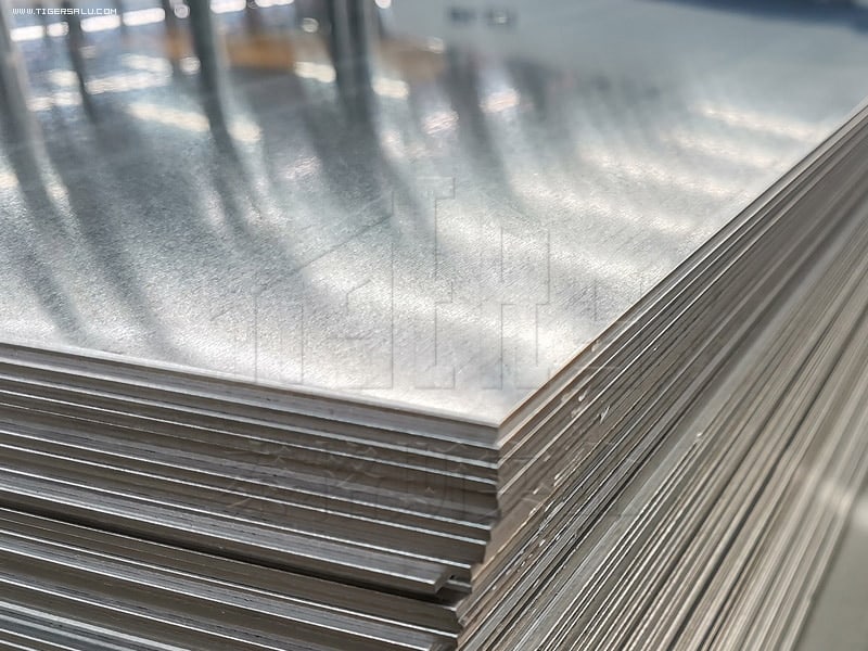 Unpolished Mill 5052 Aluminum Sheet ASTM B209/AMS QQ-A 250/8 H32 Temper Finish 24 Length 12 Width 0.04 Thickness 